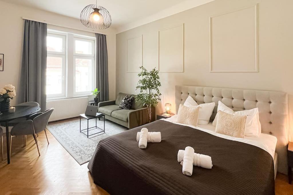 Cozy & Central 2 Bedroom Apartment ウィーン エクステリア 写真